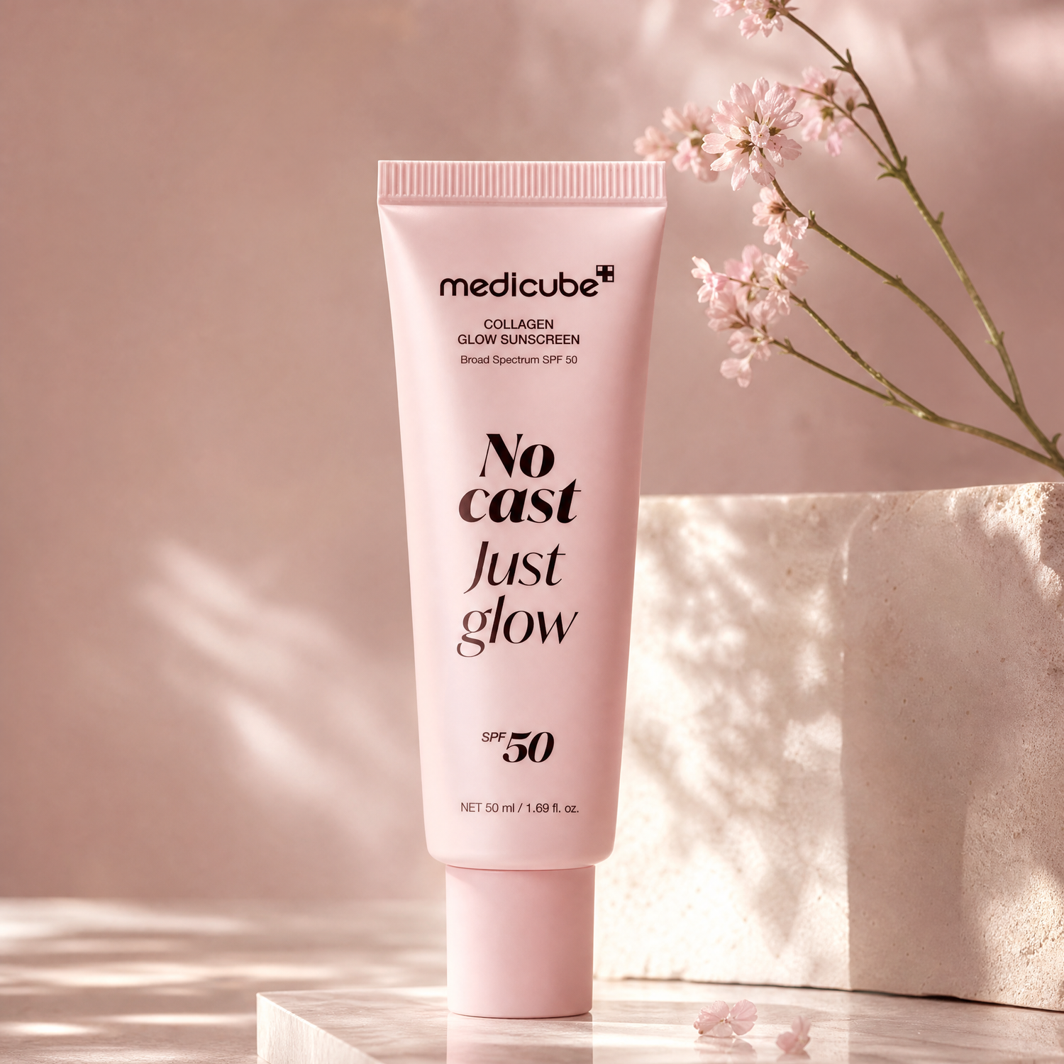 MEDICUBE Glow Collagen Sunscreen SPF 50