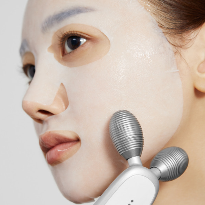 MEDICUBE Deep Peptide Radiance Mask